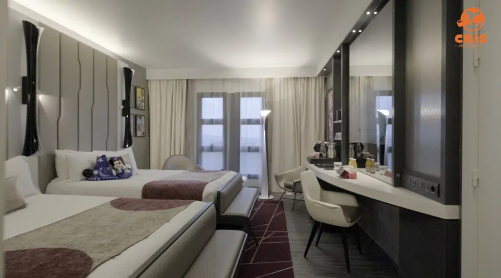 Disney’s Hotel New York The Art of Marvel é o mais novo QG dos Vingadores! 5 - Cris Pelo Mundo Quarto Empire State Club no Disney Hotel New York art Of marvel vingadores hotel do homem aranha Paris