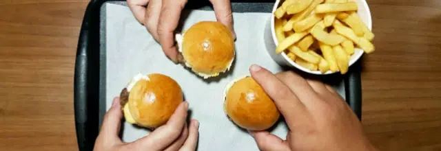 CRISSTILBEN CRISPELOMUNDO ANDY'S HAMBURGER PLATTER (1)